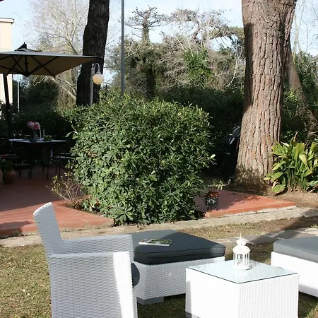 Splash House Hotel Tirrenia
